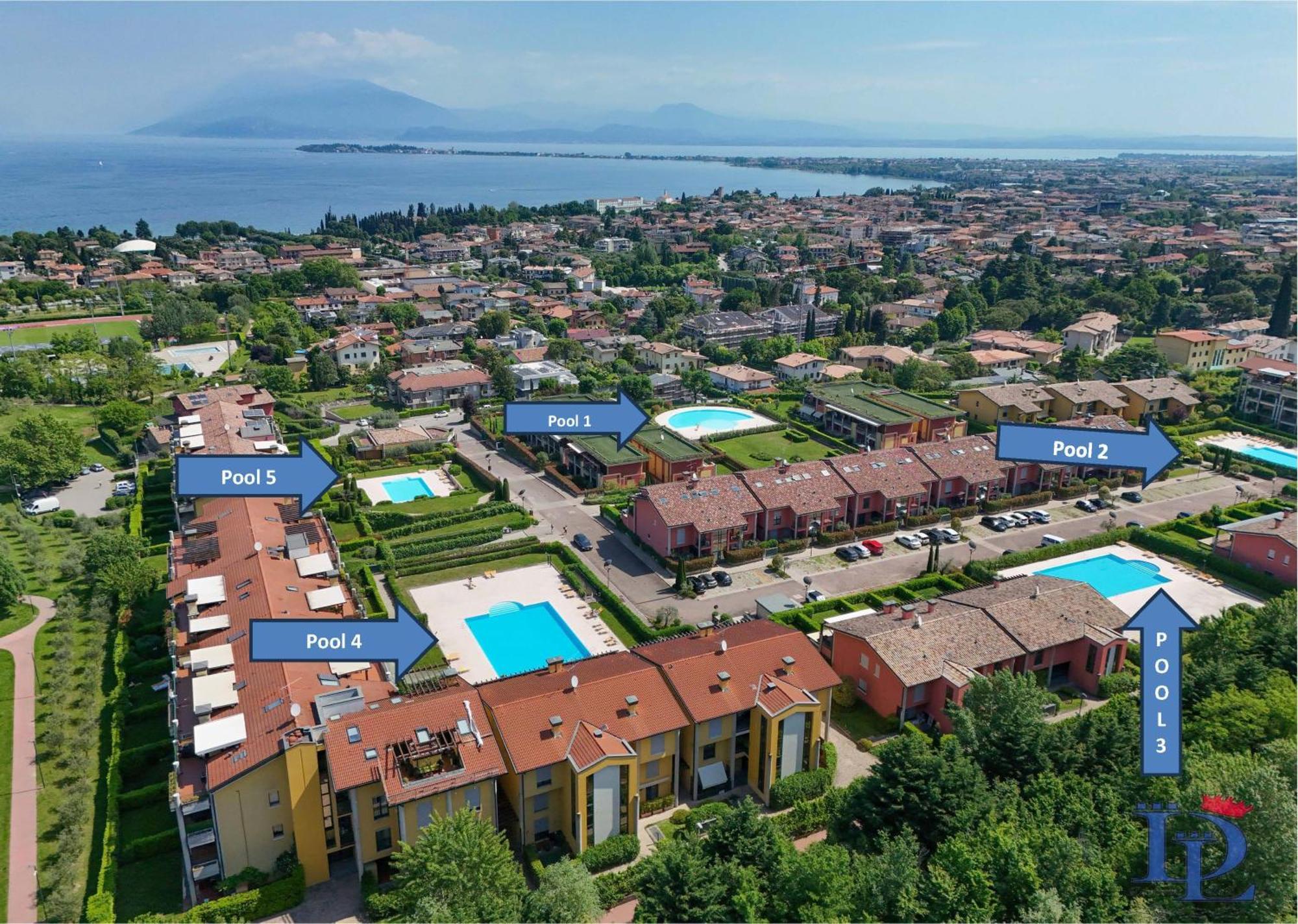 Desenzanoloft Official Partner Marriott Homes & Villas - Paradise Lake View In A 5 Pools Exclusive Residence Дезенцано-дель-Гарда Экстерьер фото