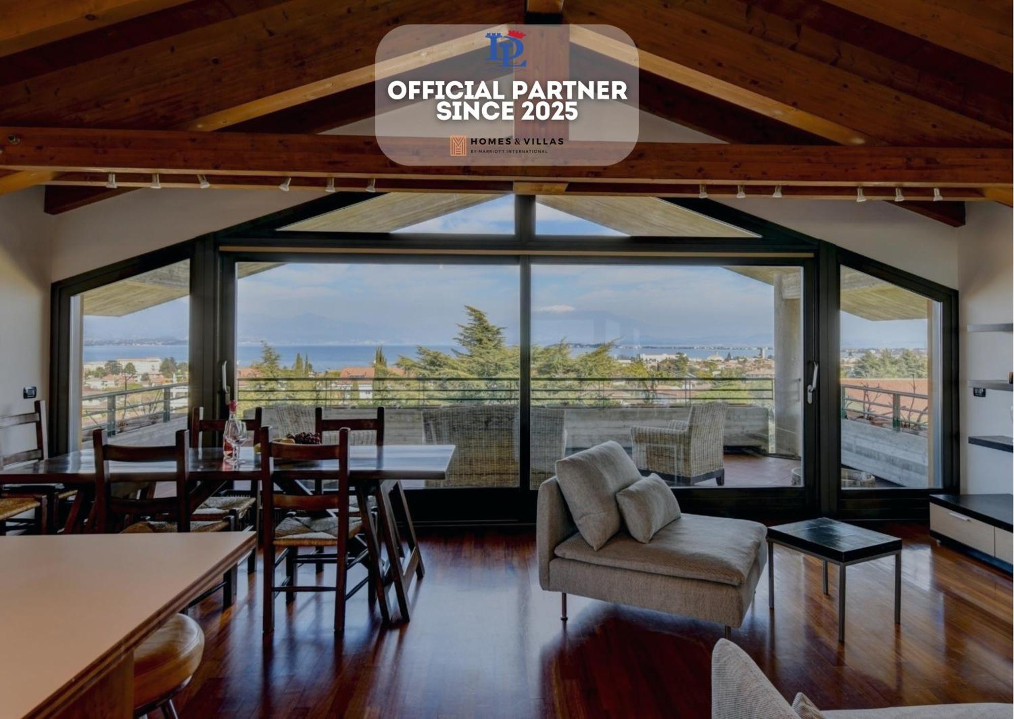Desenzanoloft Official Partner Marriott Homes & Villas - Paradise Lake View In A 5 Pools Exclusive Residence Дезенцано-дель-Гарда Экстерьер фото